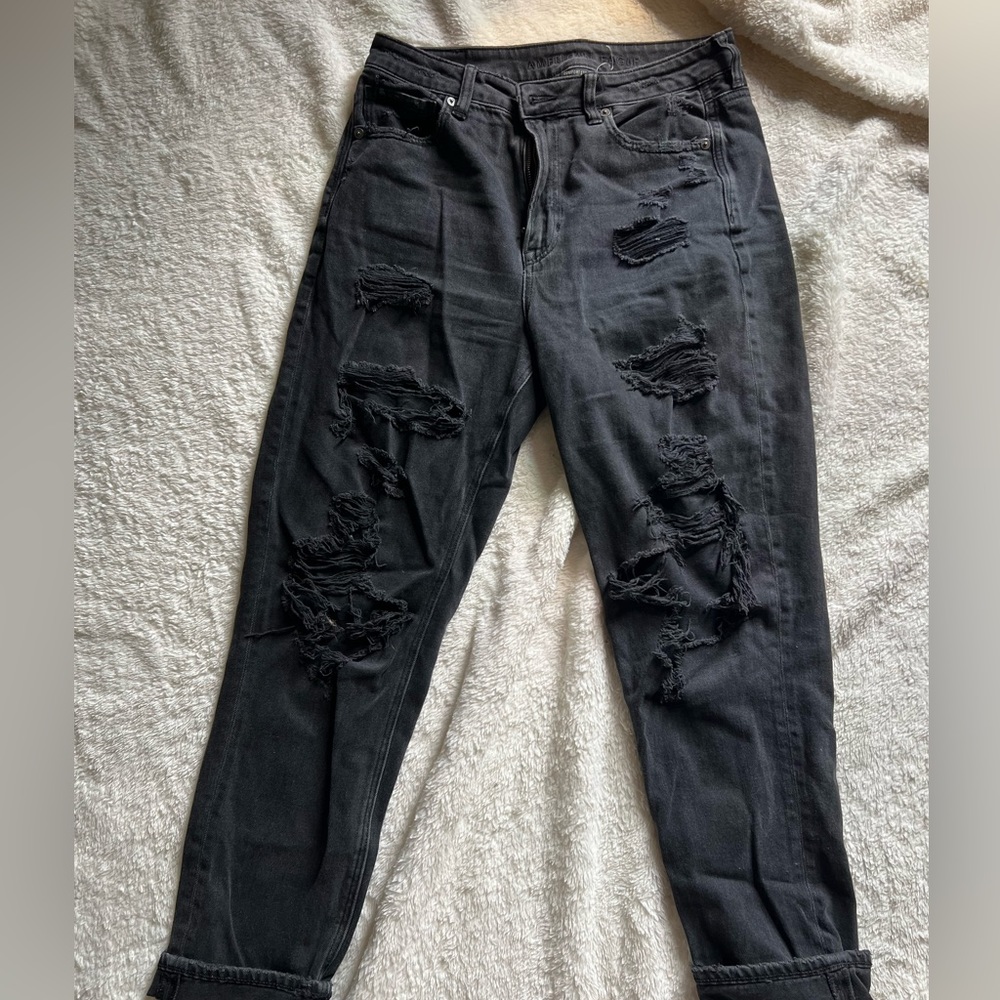 American Eagle Ripped Mom Jeans
